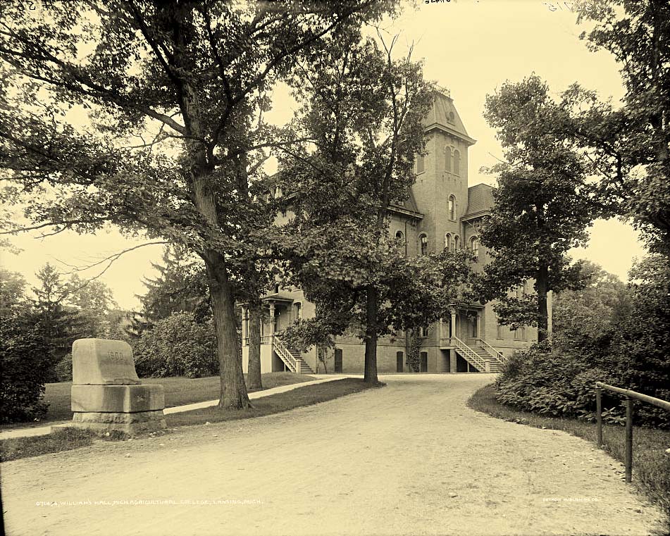 Lansing. Williams Hall, 1900