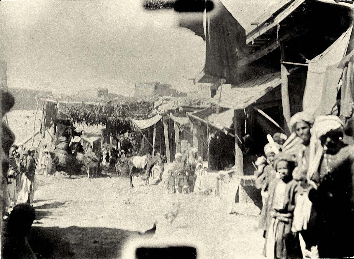 Kabul. A view of the bazaar
