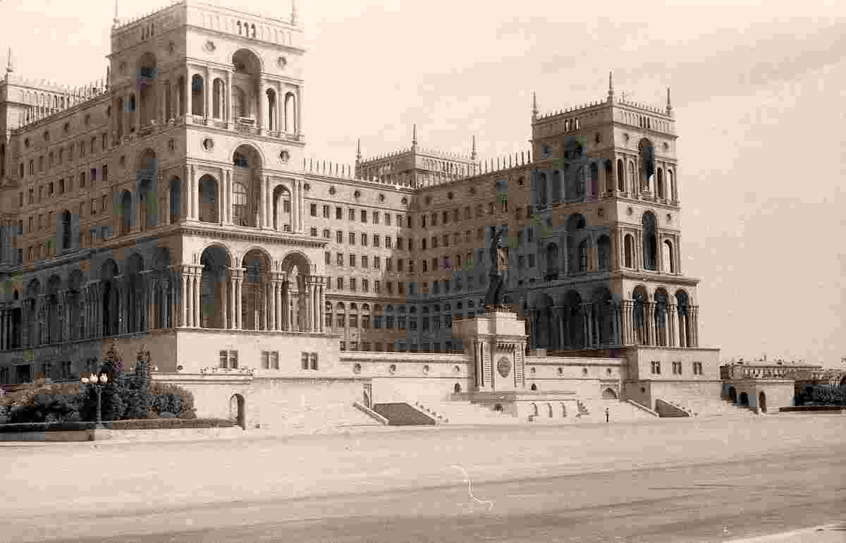 Baku. Government House, 1970s