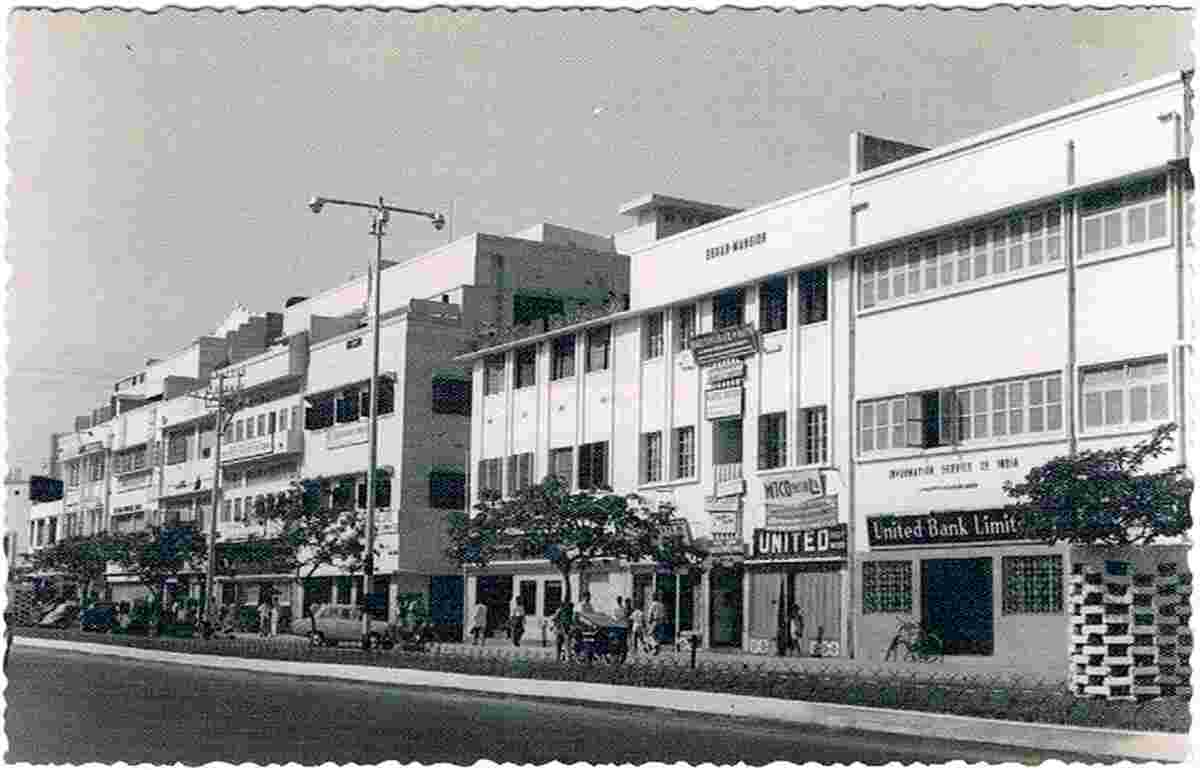 Dhaka. Jinnah Avenue