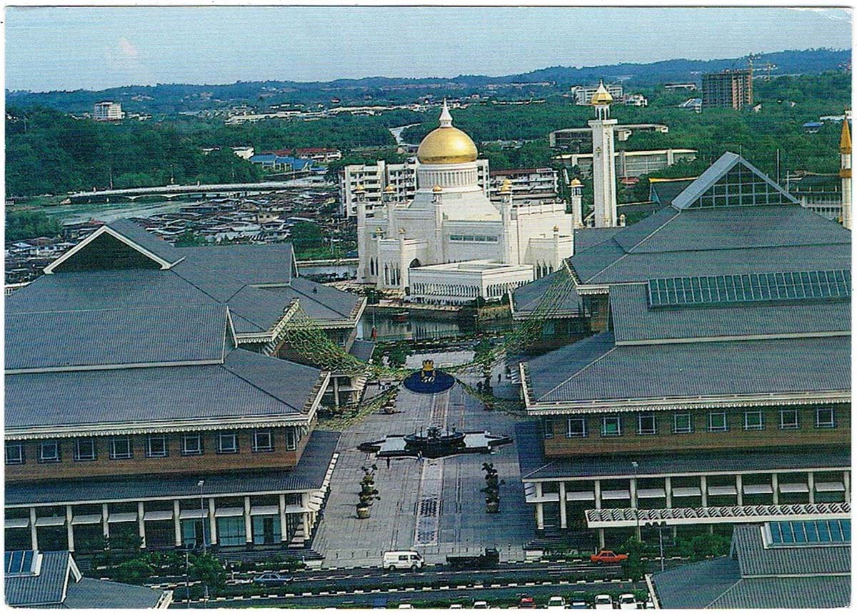 Bandar Seri Begawan. Masjid Omar Ali Saifuddin Mosque
