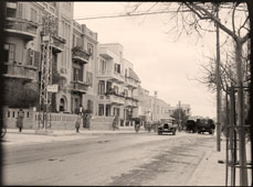 Tel Aviv. Allenby Street, Apartment building and synagogue, between 1900 and 1920