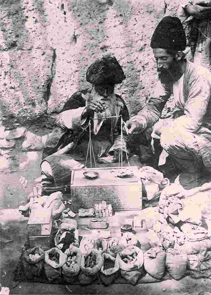 Bukhara. Sale of medicines. Persians