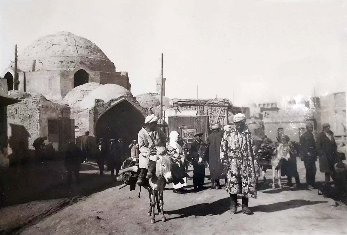 Bukhara. Toki Telpak-Furushon, 1934