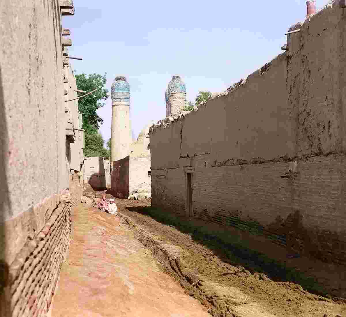 Bukhara street with Chor-Minor madrasa