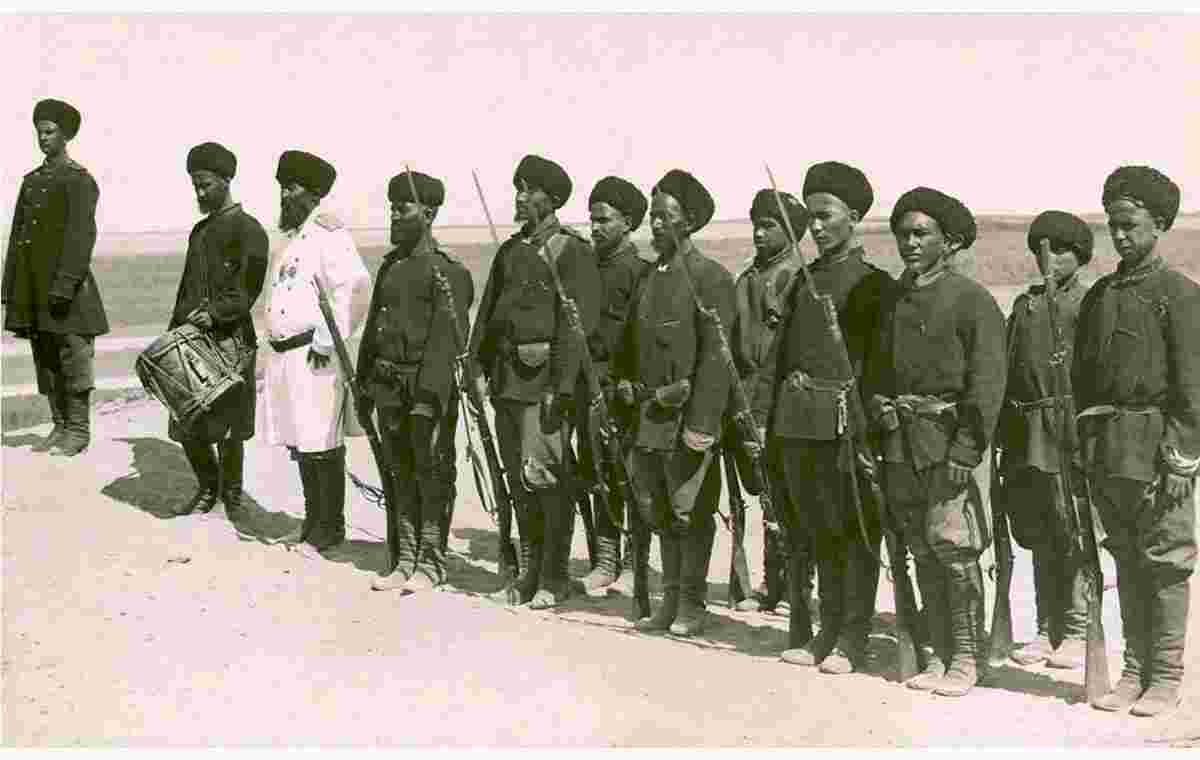 Platoon of the Bukhara army. Early 20th century
