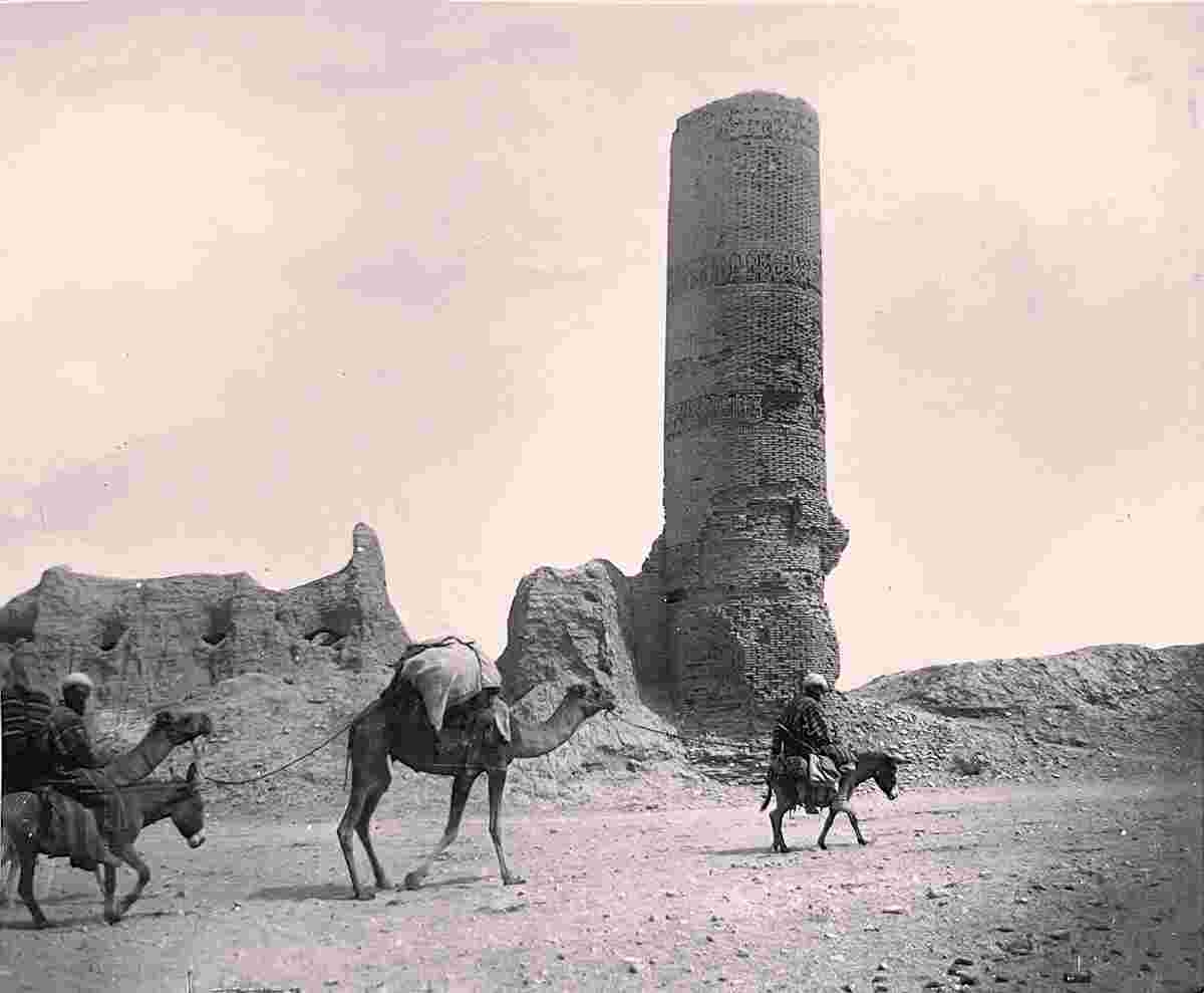 Termez. Chor-sutun minaret, 1937