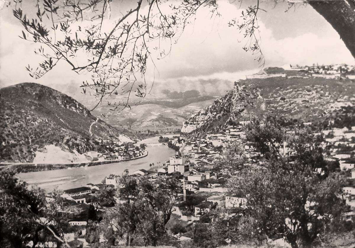 Berat. Panorama of the city, 1940