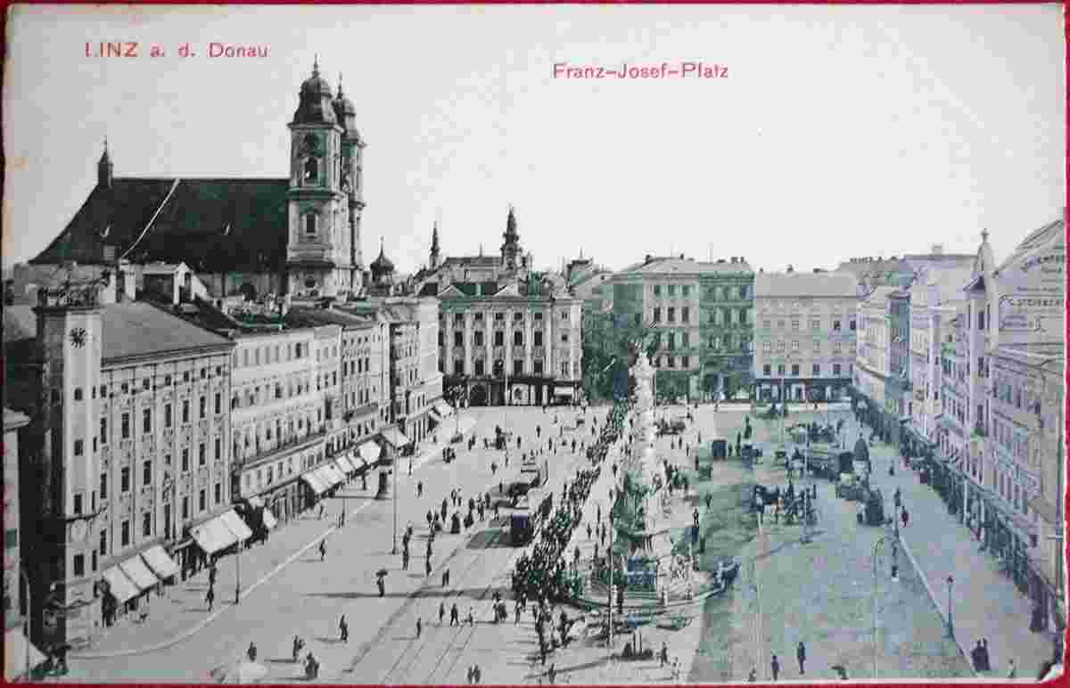 Linz. Main square Franz Josef Platz