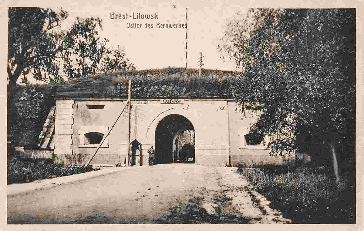 Brest. East gate