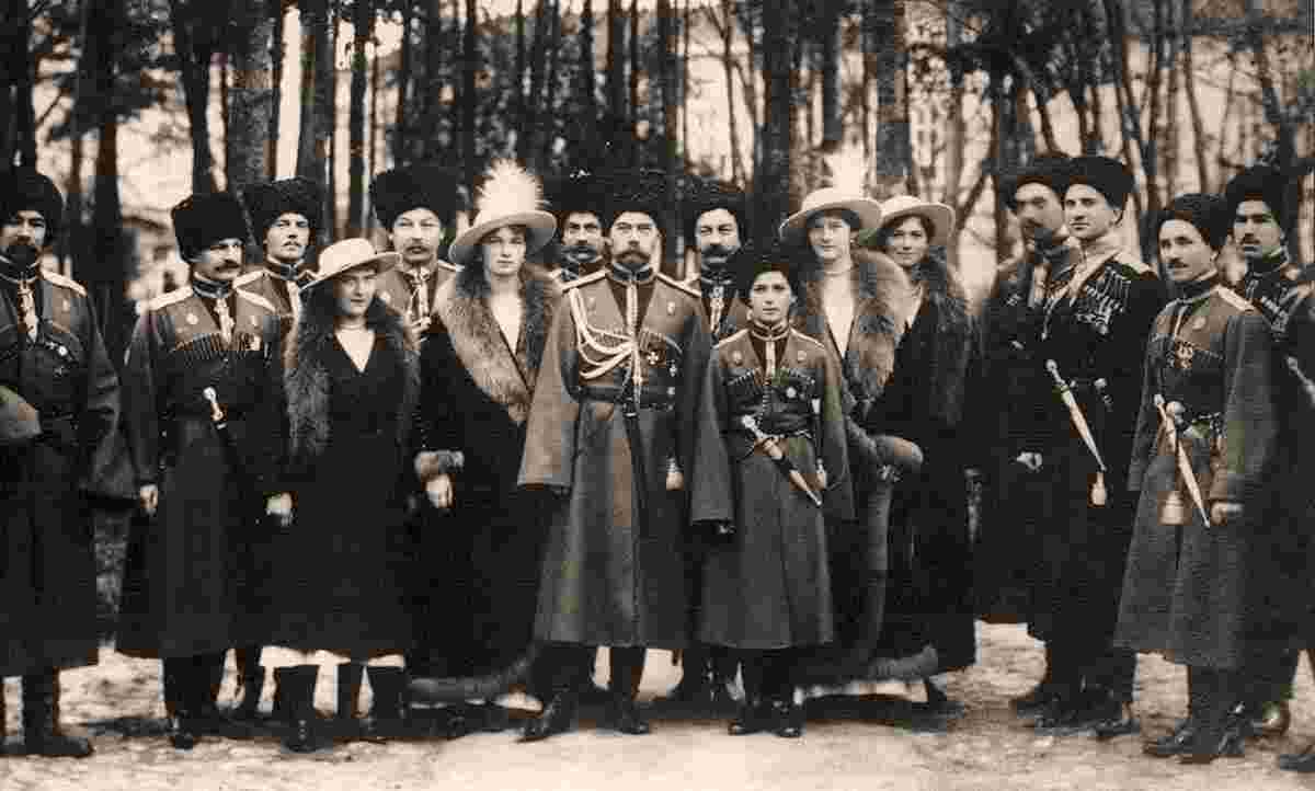 Mogilev. Tsar Nicholas II, son - Tsarevich, his daughters