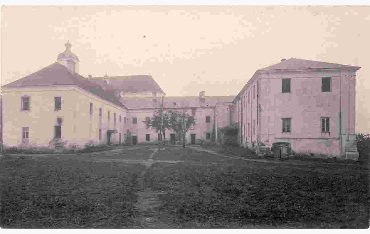 Slonim. Holy Trinity Church and Bernardine Monastery, 1923