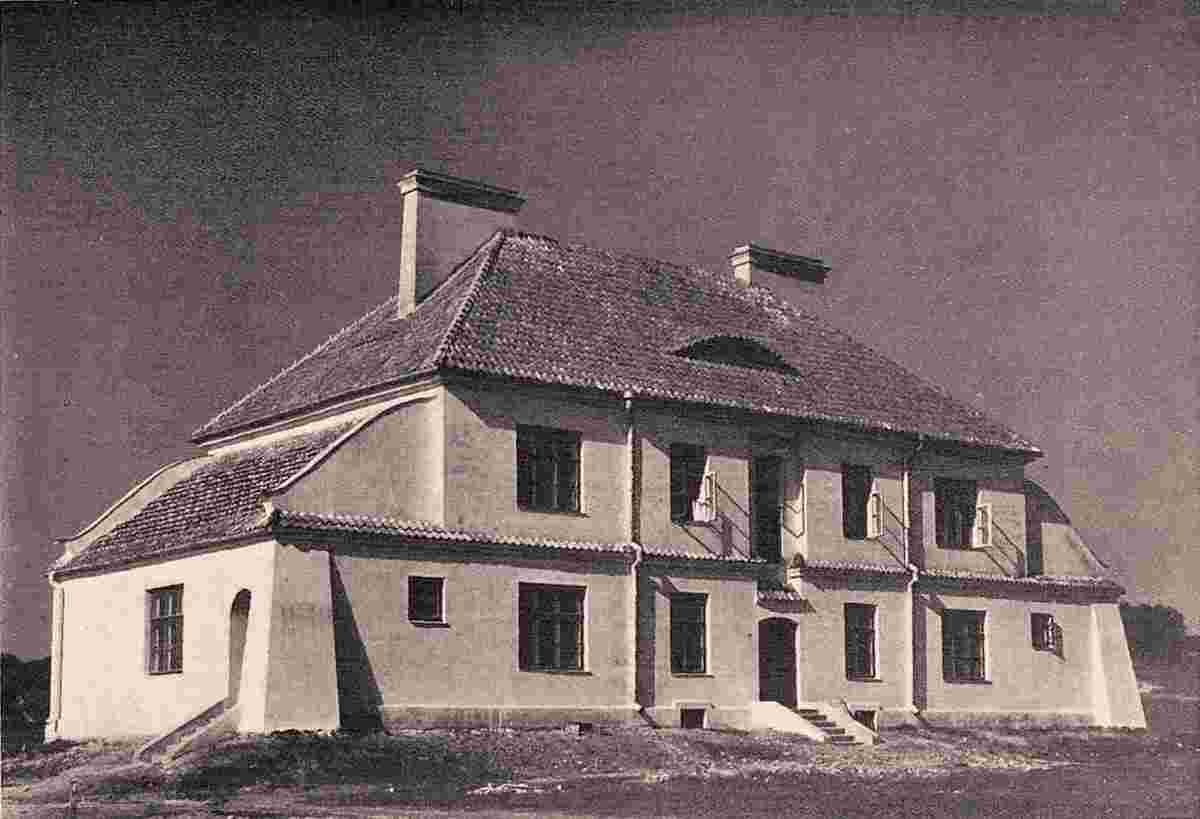 Slonim. House of civil servants for four families, 1925