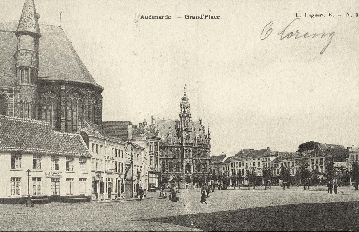 Audenarde (Oudenaarde). Grand Place, 1908