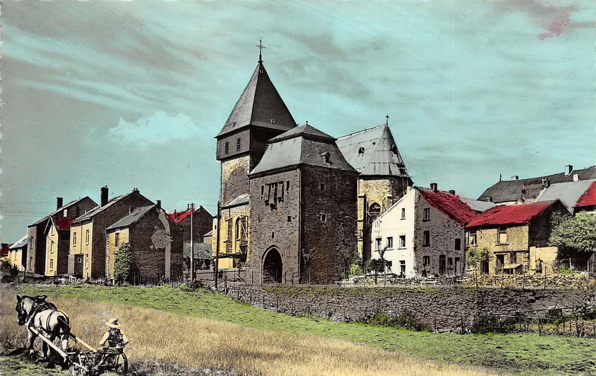 Bastogne. L'Église St-Pierre et Porte de Trèves