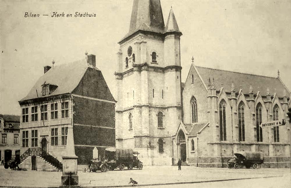 Bilzen. De Kerk en Stadhuis - L'église et la mairie