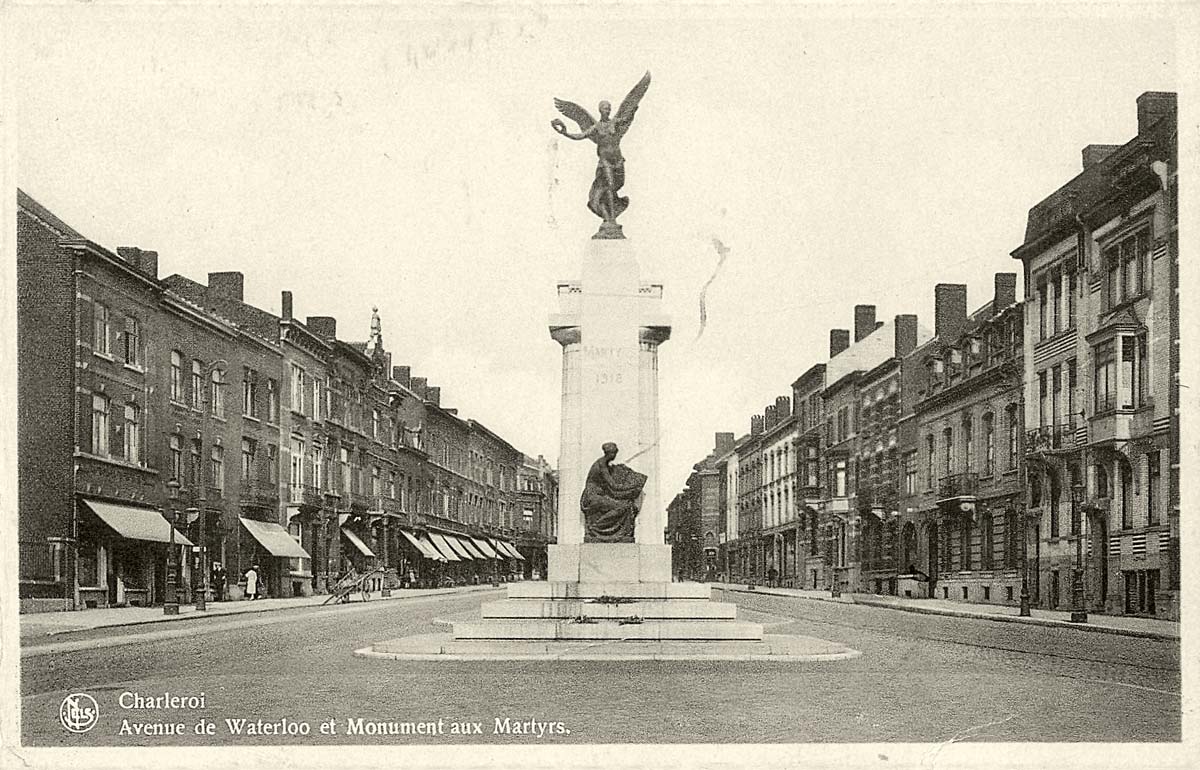 Charleroi. Avenue de Waterloo et Monument aux Martyrs
