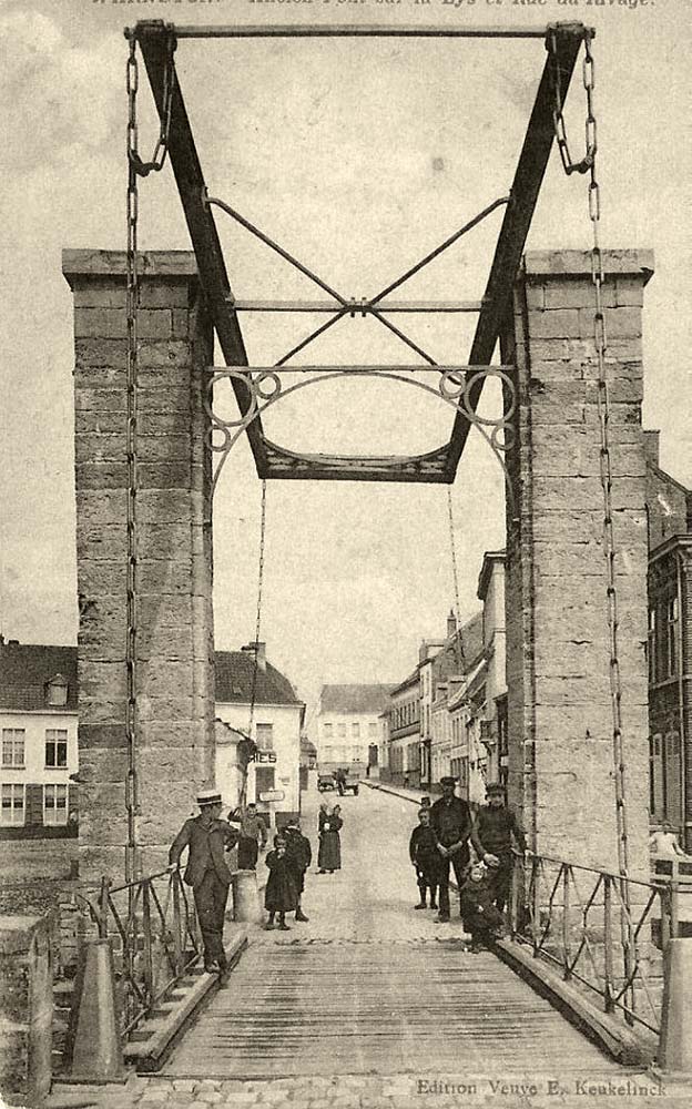 Comines-Warneton (Komen-Waasten). Pont sur la Lys et rue de Rivage