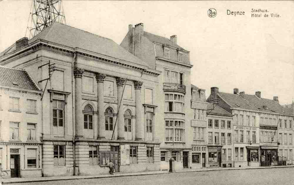 Deinze. Hôtel de Ville - Stadhuis