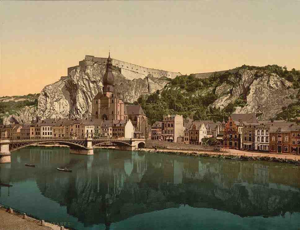 Dinant. Panorama de la ville, 1890