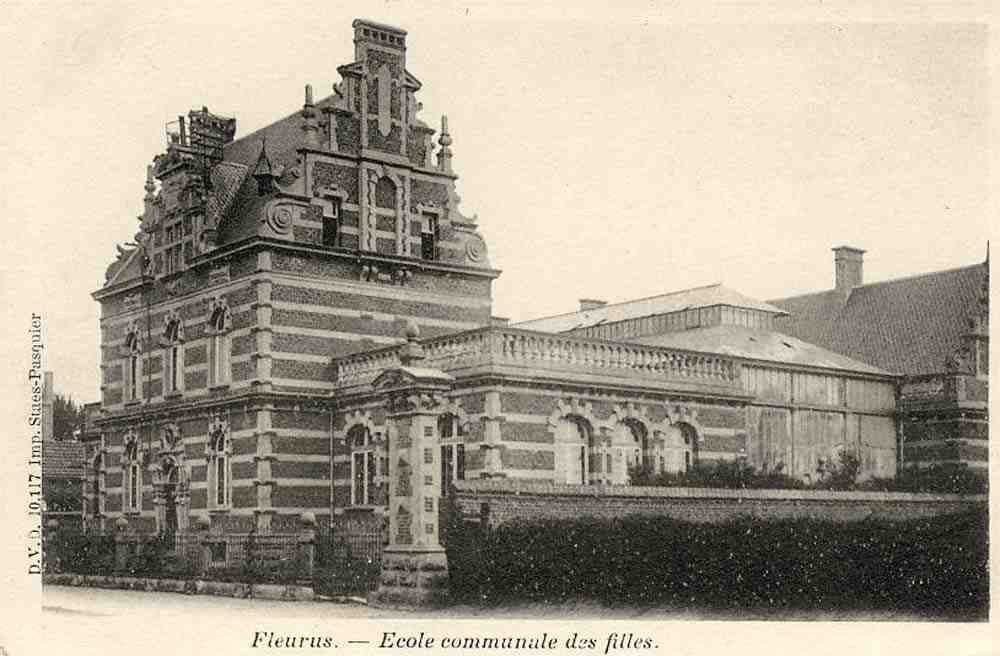 Fleurus. Ecole Communale des Filles, 1921