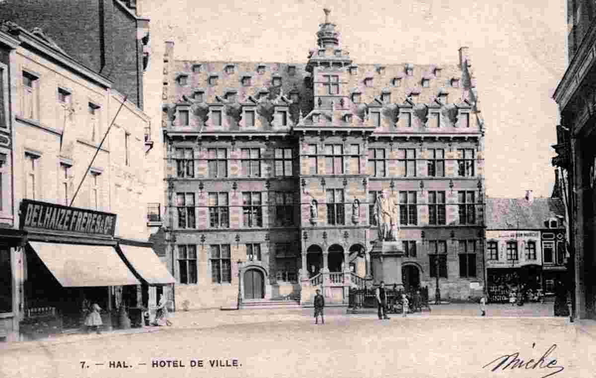 Halle. City Hall