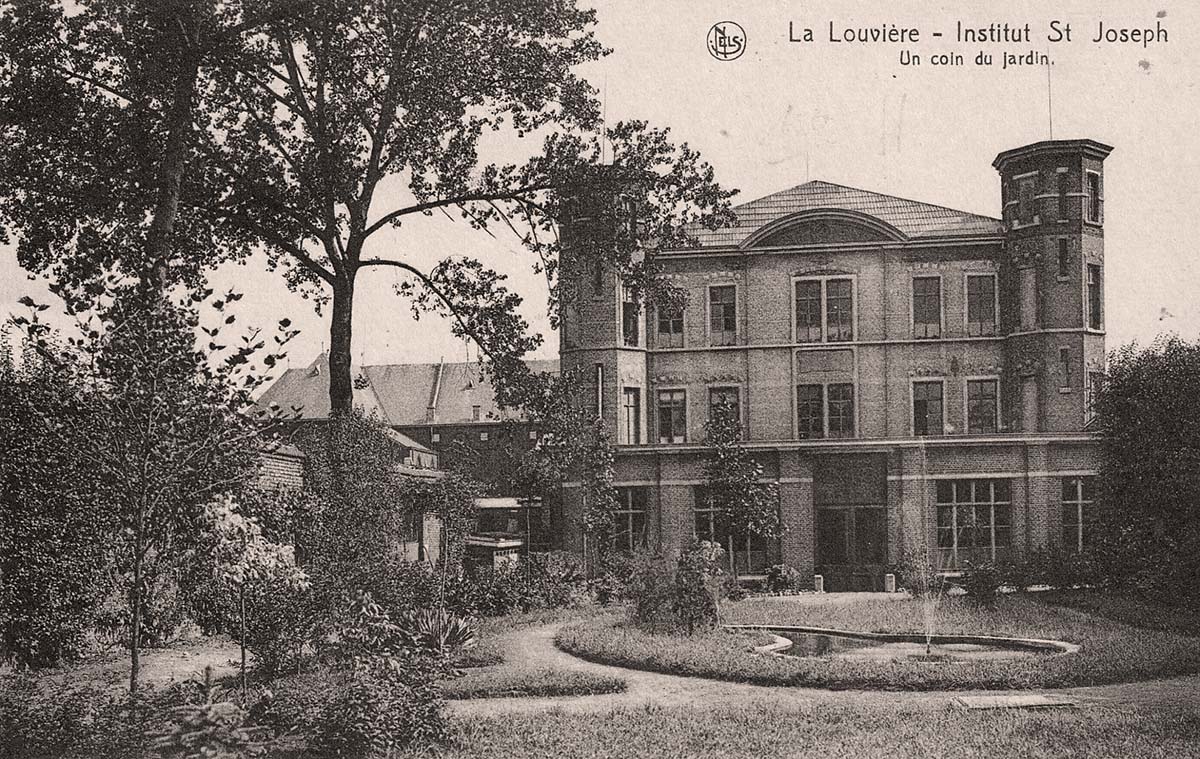 La Louvière. Institut Sainte Joseph, vue prise du Jardin