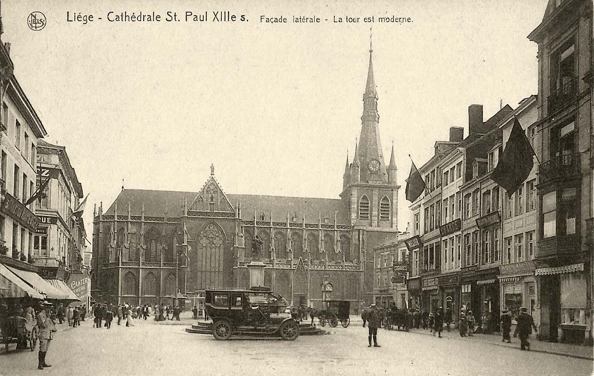Liège. Cathédrale St Paul XIIIe s. Façade latérale - La tour est moderne