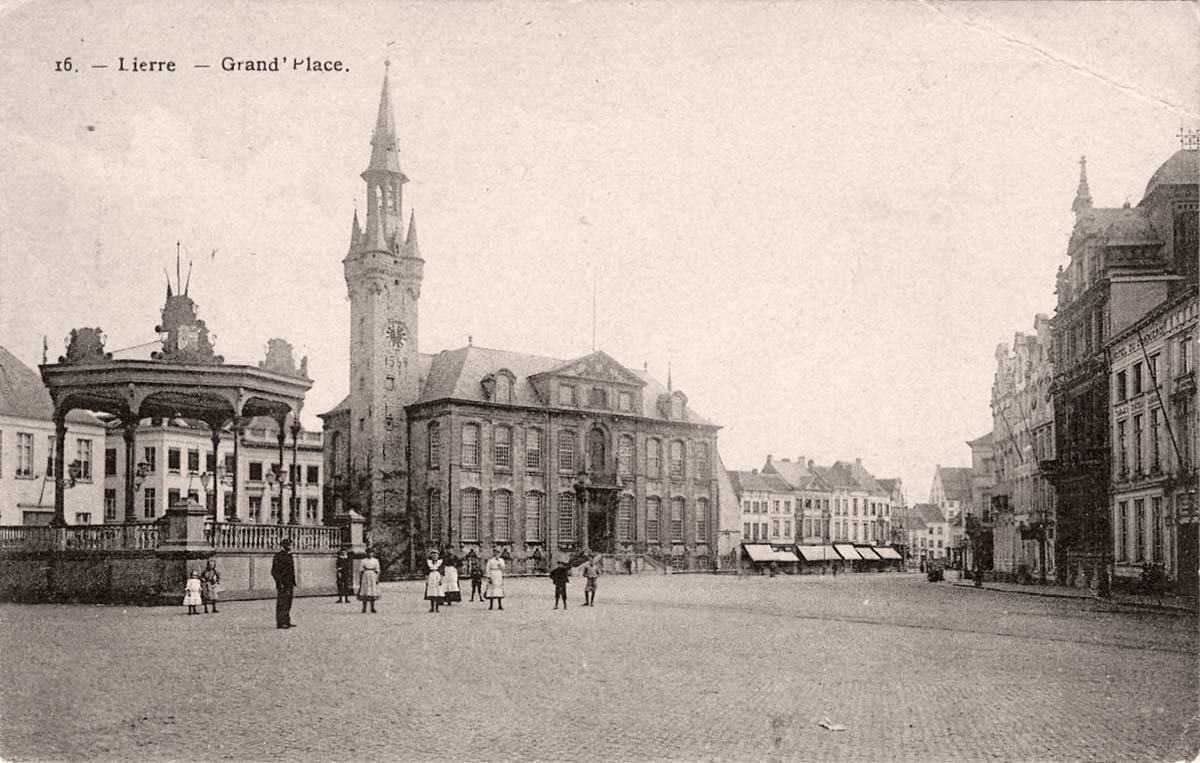 Lier (Lierre). Main Square, City Hall, Kiosk, 1912
