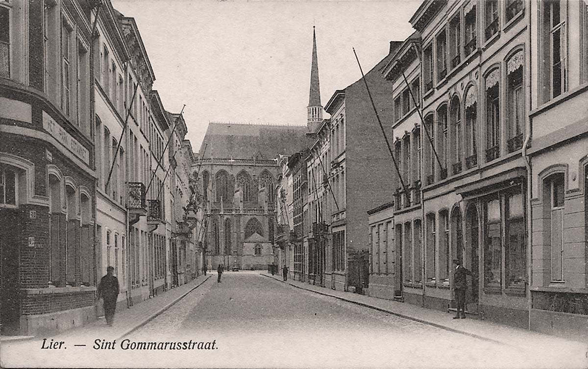 Lier (Lierre). Saint Gommaire street