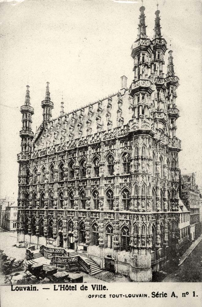 Louvain (Leuven). L'Hôtel de Ville
