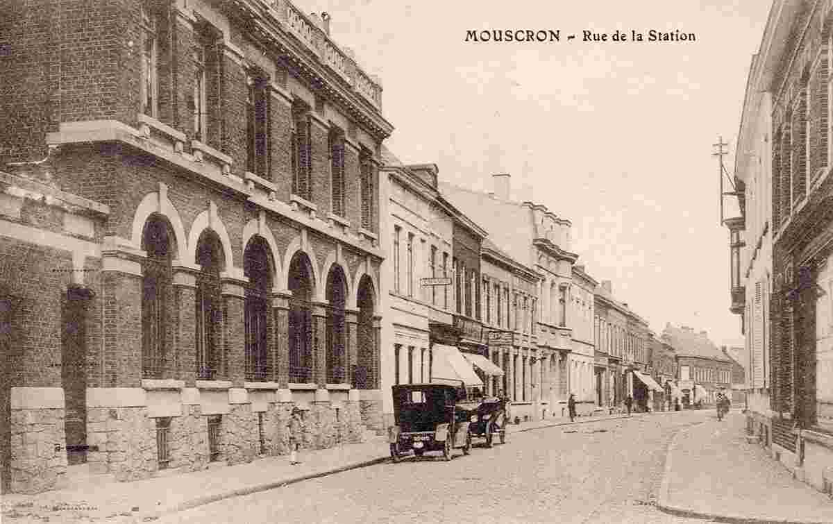 Mouscron. Station street