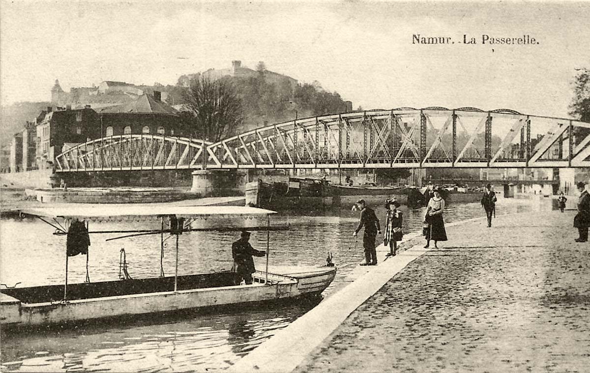 Namur (Namen). La Passerelle