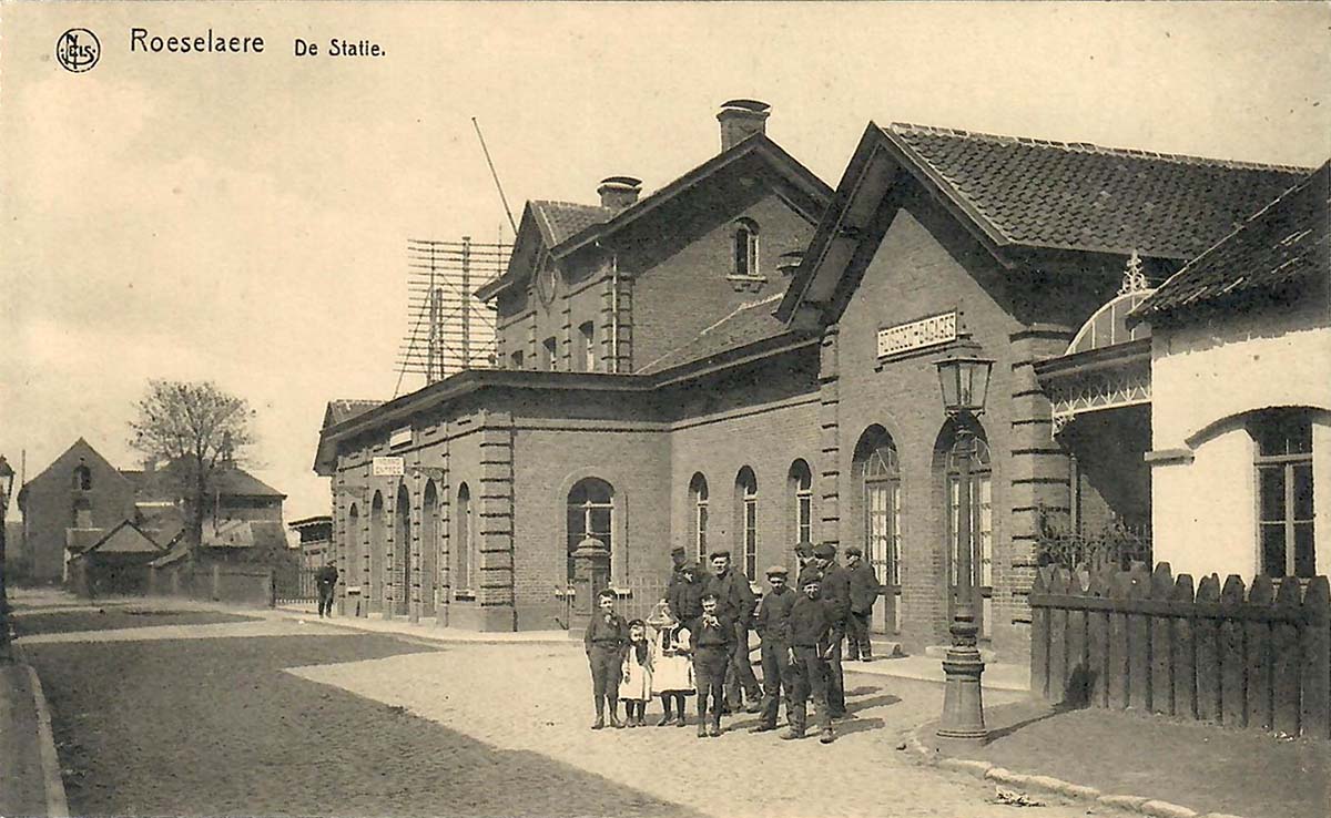 Roulers (Roeselare). Railway station