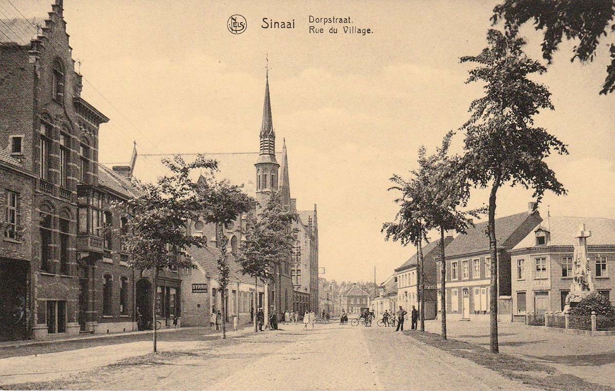 Saint-Nicolas. Sinaai - Village Street