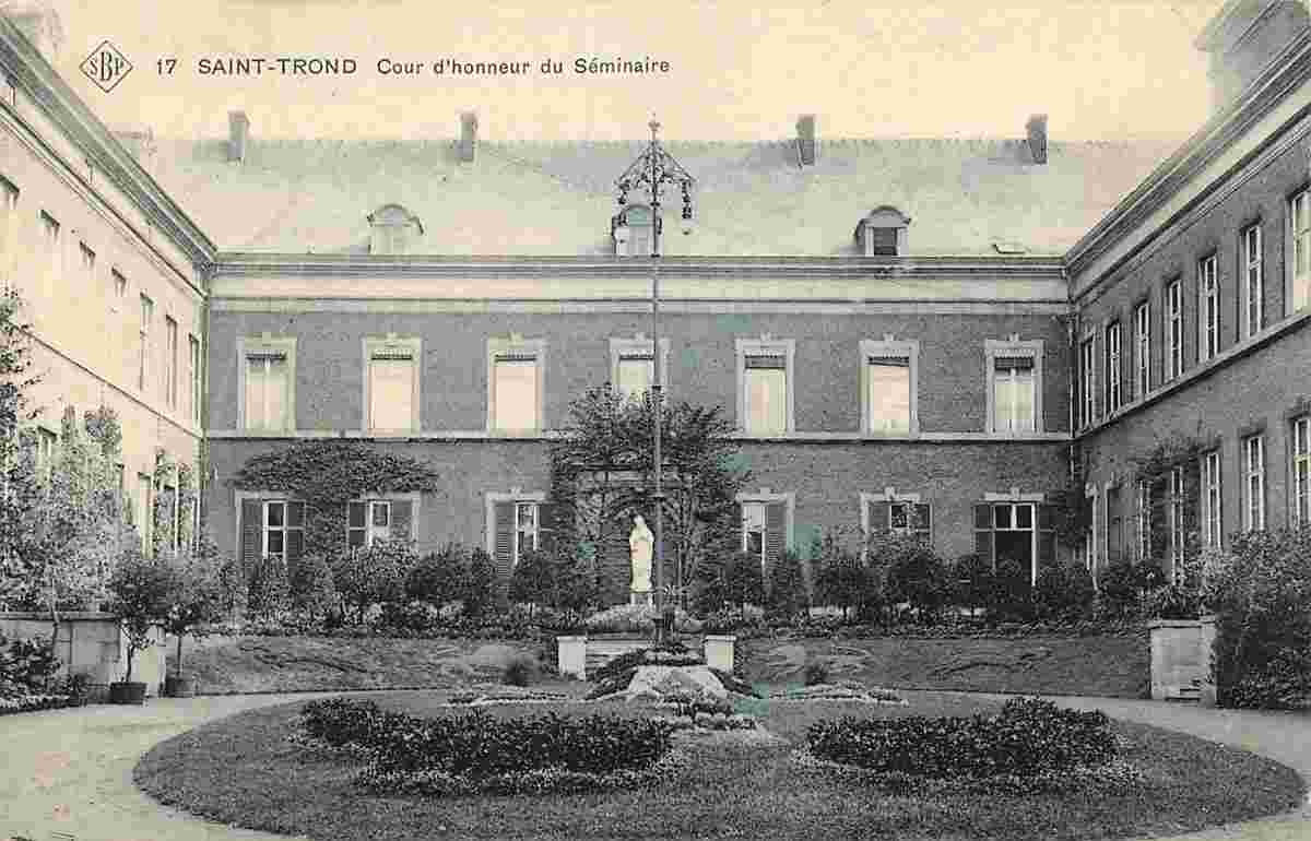 Saint-Trond. Seminary Courtyard, 1907