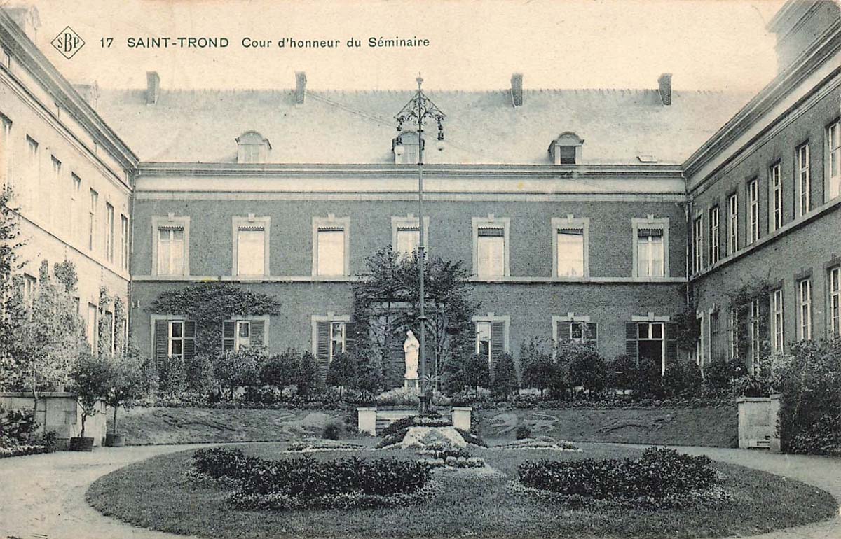 Saint-Trond (Sint-Truiden). Seminary Courtyard, 1907