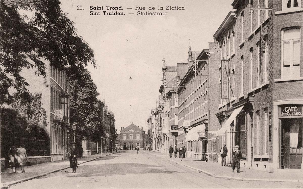 Saint-Trond (Sint-Truiden). Station street, 1944