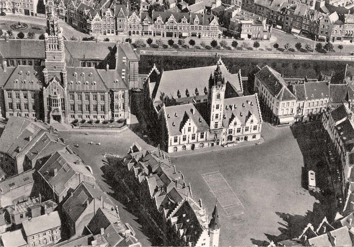 Termonde (Dendermonde). Main Square, aerial view