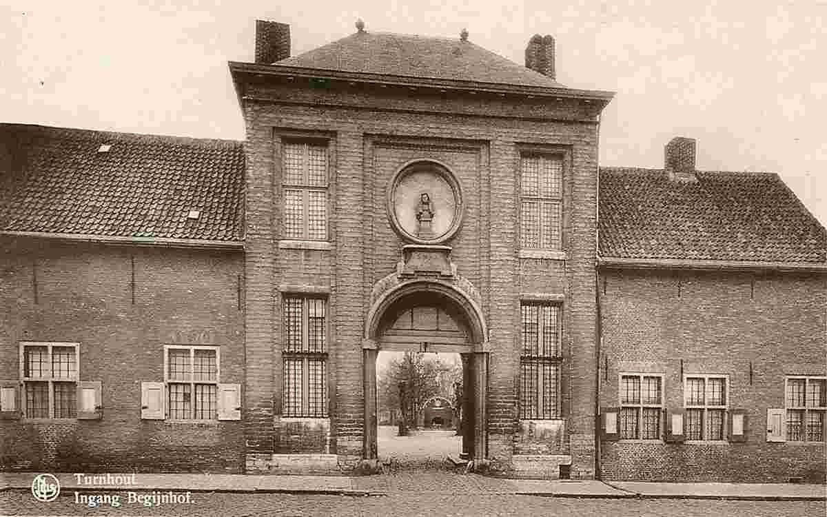 Turnhout. Beguinage (Begijnhof) entrance