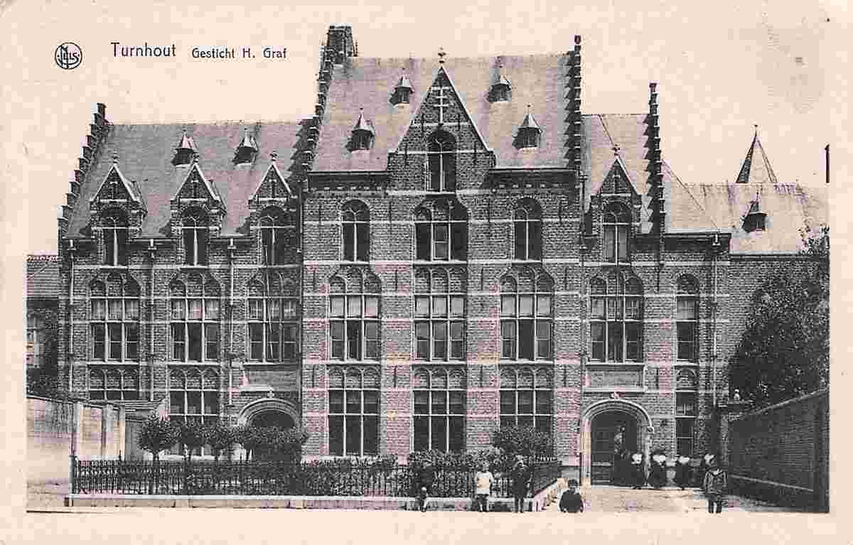 Turnhout. Holy Sepulcher Institute (Gesticht Heilig Graf)
