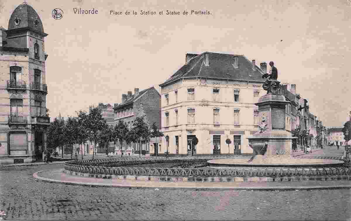 Vilvoorde. Station Square, Portaels Statue and Grand Hotel, 1922