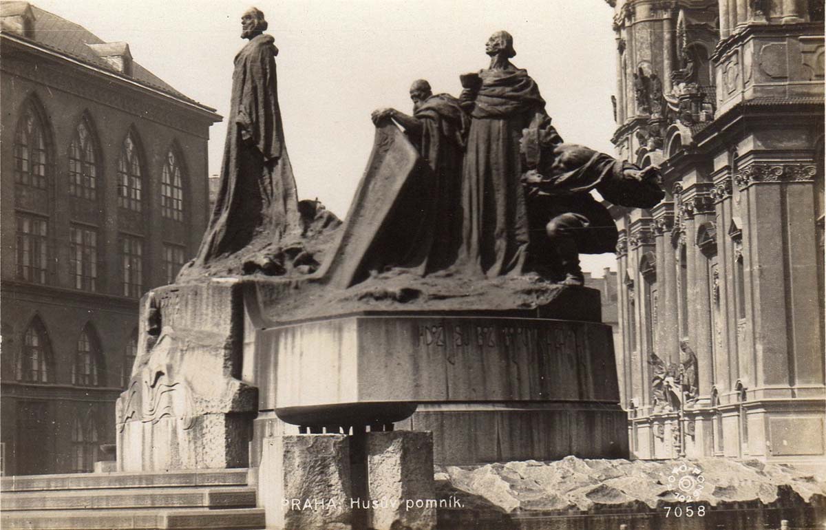 Prague. Jan Hus Statue