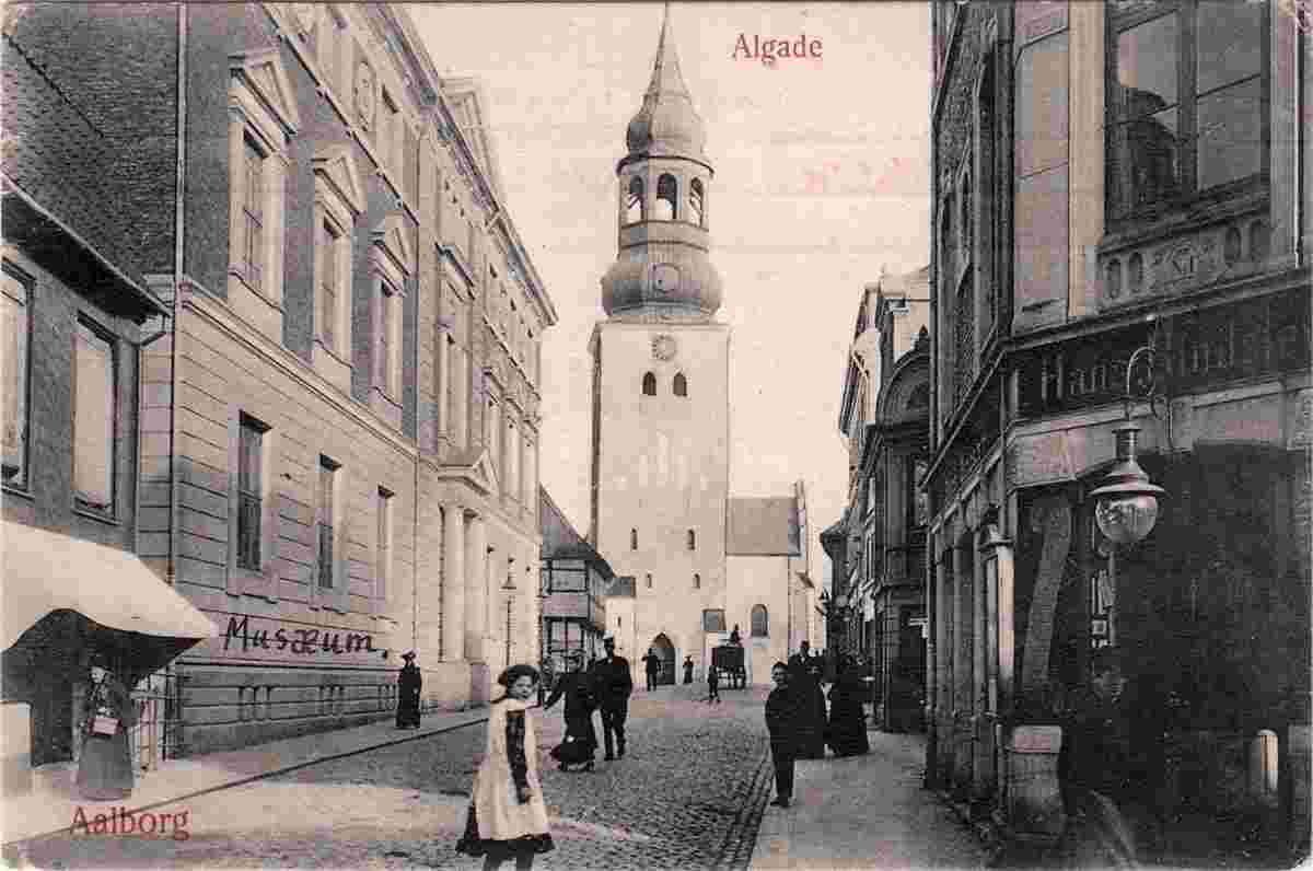 Aalborg. Algade, musæum - Al street, museum and Budolfi Church