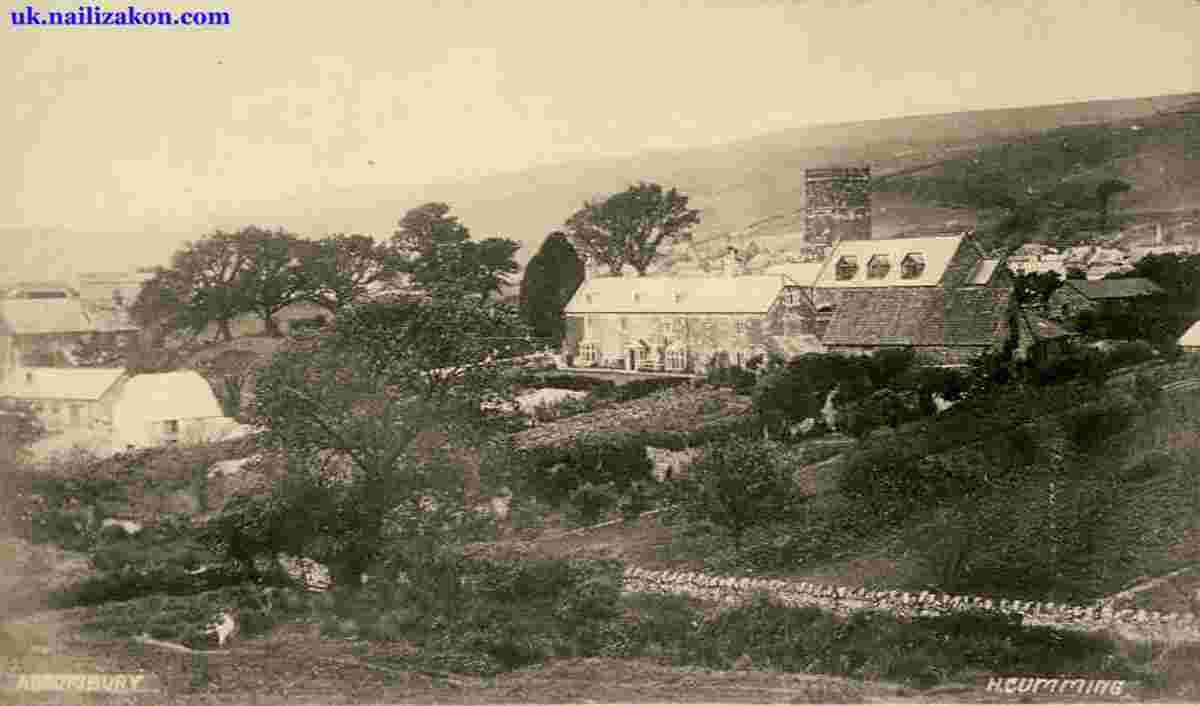 Abbotsbury. Panorama of village
