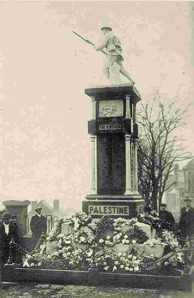 Dudley. Brierley Hill, War Memorial, 1923
