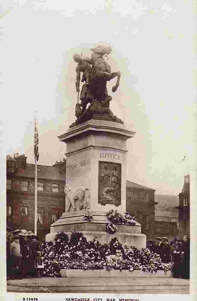 Newcastle upon Tyne. War Memorial, 1927