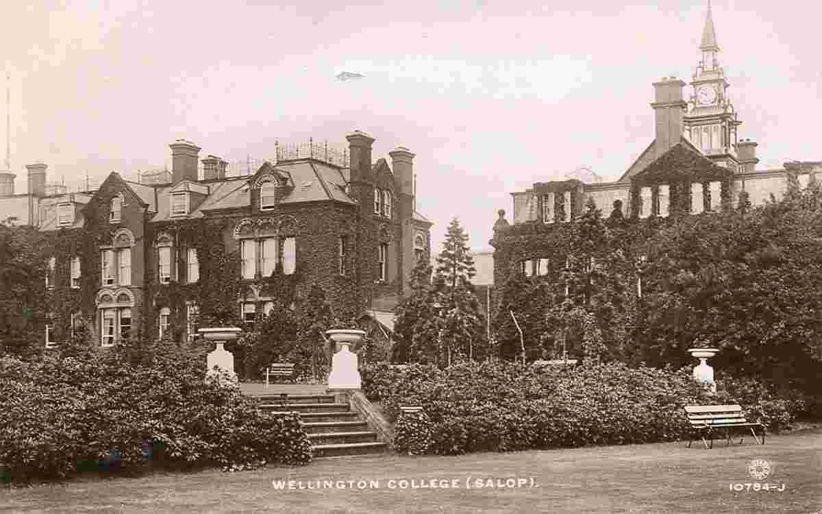 Telford. Wellington - College, 1916