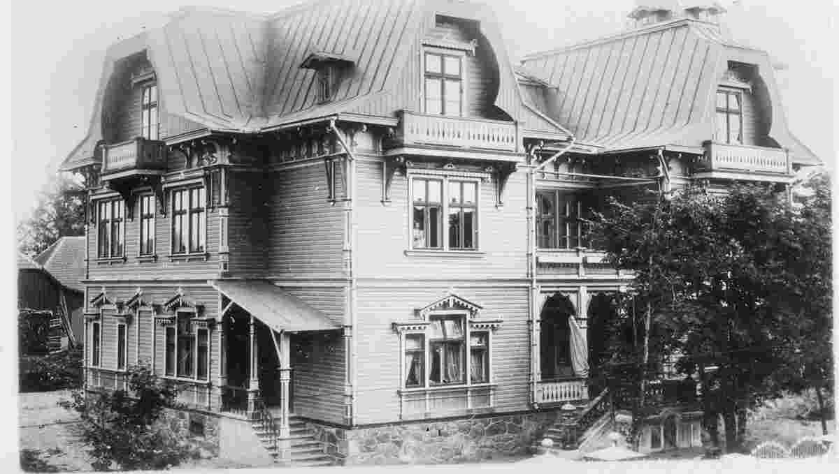 Ainazi. Wooden Castle Veides, 1920
