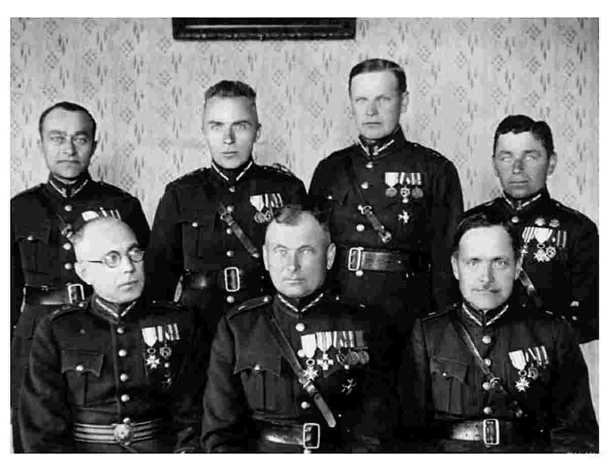 Aluksne. Officers of the 7th Sigulda Infantry Regiment